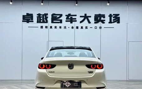 Mazda 3, 2022 год, 1 185 000 рублей, 9 фотография
