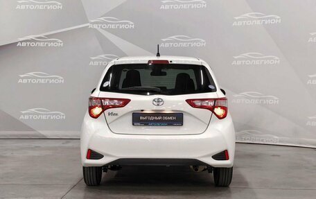 Toyota Vitz, 2019 год, 950 000 рублей, 4 фотография