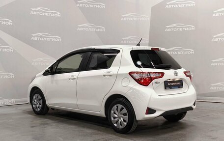 Toyota Vitz, 2019 год, 950 000 рублей, 3 фотография