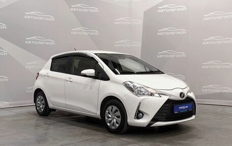Toyota Vitz, 2019 год, 950 000 рублей, 7 фотография