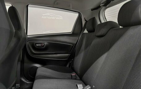Toyota Vitz, 2019 год, 950 000 рублей, 14 фотография