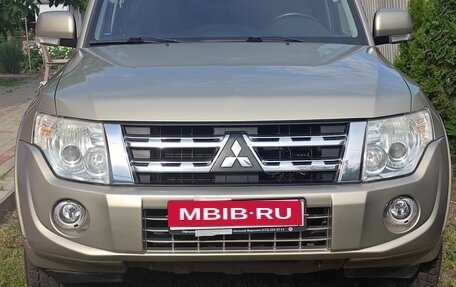 Mitsubishi Pajero IV, 2012 год, 2 320 000 рублей, 1 фотография