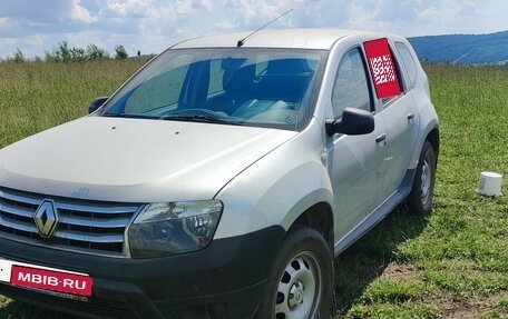 Renault Duster I рестайлинг, 2012 год, 800 000 рублей, 1 фотография