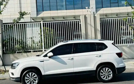 Volkswagen Tharu, 2019 год, 1 600 000 рублей, 6 фотография