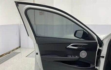 BMW 1 серия, 2020 год, 1 355 000 рублей, 14 фотография