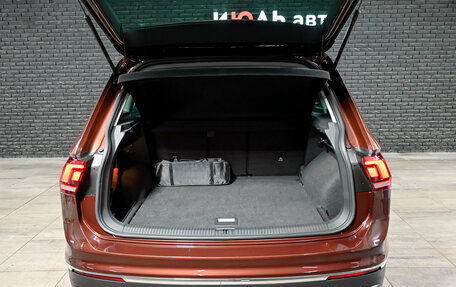 Volkswagen Tiguan II, 2021 год, 2 765 000 рублей, 6 фотография