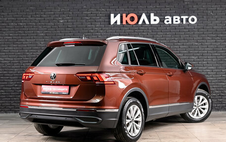 Volkswagen Tiguan II, 2021 год, 2 765 000 рублей, 4 фотография