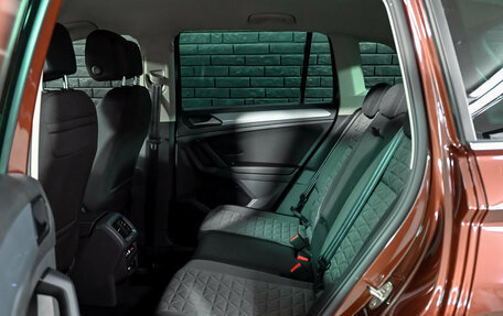 Volkswagen Tiguan II, 2021 год, 2 765 000 рублей, 18 фотография