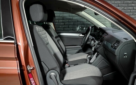Volkswagen Tiguan II, 2021 год, 2 765 000 рублей, 11 фотография