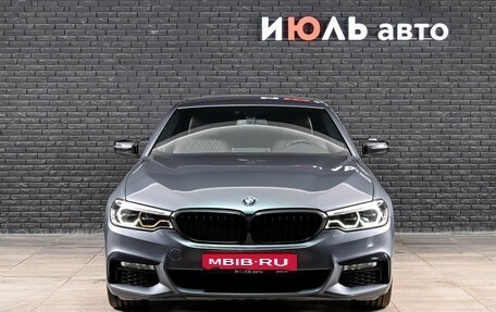 BMW 5 серия, 2018 год, 3 920 000 рублей, 2 фотография