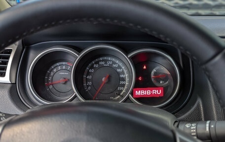 Nissan Tiida, 2013 год, 900 000 рублей, 22 фотография
