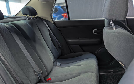Nissan Tiida, 2013 год, 900 000 рублей, 26 фотография