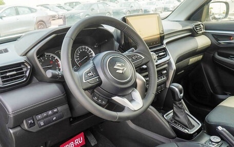 Suzuki Grand Vitara, 2023 год, 2 400 000 рублей, 20 фотография