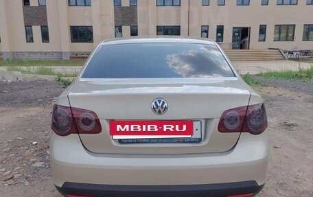 Volkswagen Jetta VI, 2005 год, 400 000 рублей, 2 фотография