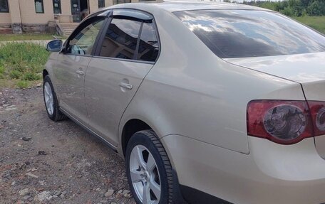 Volkswagen Jetta VI, 2005 год, 400 000 рублей, 3 фотография