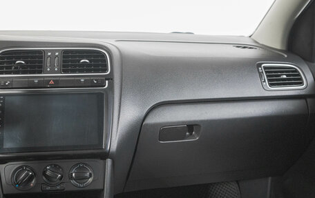 Volkswagen Polo VI (EU Market), 2011 год, 599 000 рублей, 15 фотография