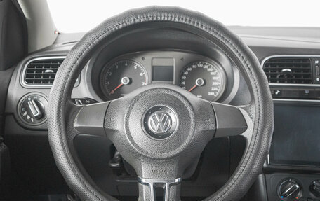 Volkswagen Polo VI (EU Market), 2011 год, 599 000 рублей, 16 фотография