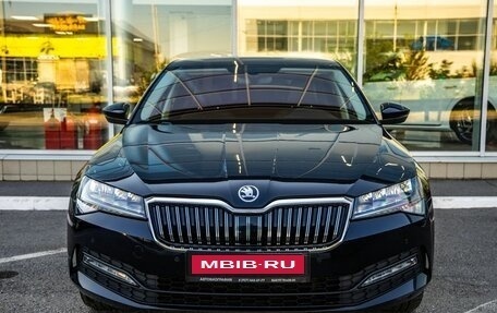 Skoda Superb III рестайлинг, 2021 год, 2 548 000 рублей, 2 фотография