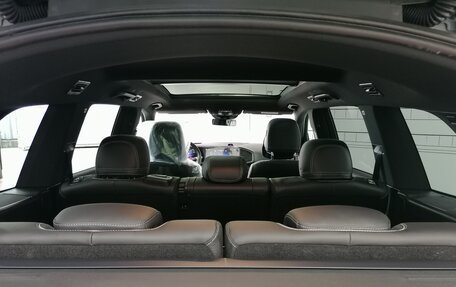 Mercedes-Benz GLS, 2026 год, 21 800 000 рублей, 19 фотография