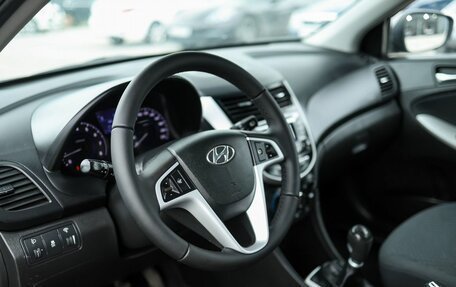 Hyundai Solaris II рестайлинг, 2011 год, 659 000 рублей, 9 фотография