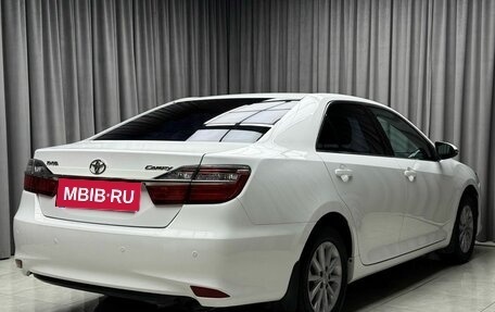 Toyota Camry, 2016 год, 1 999 000 рублей, 6 фотография