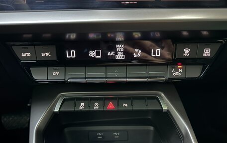Audi A3, 2023 год, 2 310 000 рублей, 10 фотография