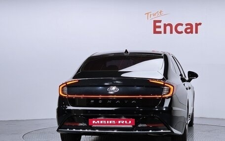 Hyundai Sonata VIII, 2022 год, 2 100 000 рублей, 4 фотография