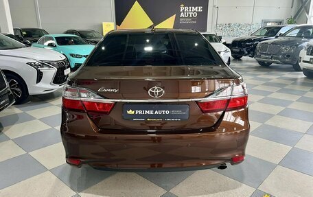 Toyota Camry, 2017 год, 2 049 000 рублей, 6 фотография