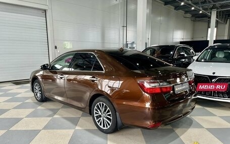 Toyota Camry, 2017 год, 2 049 000 рублей, 7 фотография
