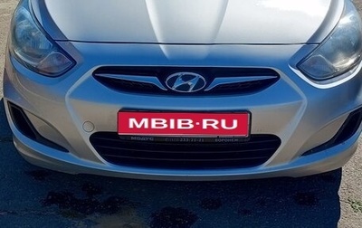 Hyundai Solaris II рестайлинг, 2012 год, 720 000 рублей, 1 фотография