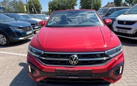 Volkswagen T-Roc I, 2022 год, 2 632 000 рублей, 3 фотография