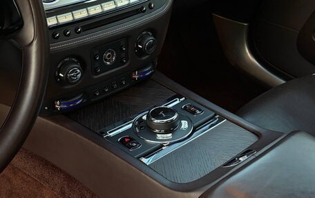 Rolls-Royce Wraith, 2018 год, 16 000 000 рублей, 5 фотография