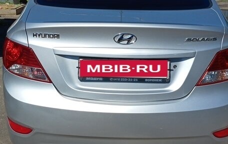 Hyundai Solaris II рестайлинг, 2012 год, 720 000 рублей, 2 фотография