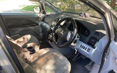 Mitsubishi Grandis, 2003 год, 610 000 рублей, 14 фотография