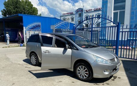 Mitsubishi Grandis, 2003 год, 610 000 рублей, 7 фотография