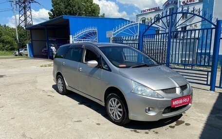 Mitsubishi Grandis, 2003 год, 610 000 рублей, 9 фотография