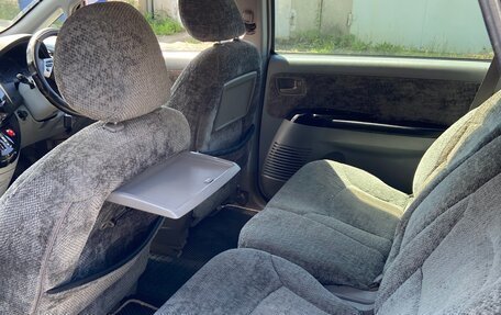 Mitsubishi Grandis, 2003 год, 610 000 рублей, 16 фотография