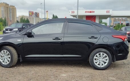 Hyundai Solaris II рестайлинг, 2019 год, 800 000 рублей, 3 фотография