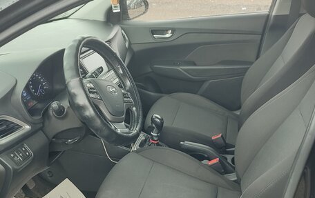 Hyundai Solaris II рестайлинг, 2019 год, 800 000 рублей, 6 фотография