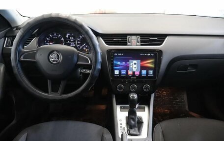 Skoda Octavia, 2017 год, 1 415 000 рублей, 9 фотография