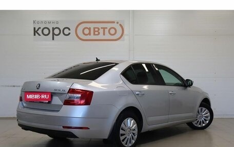 Skoda Octavia, 2017 год, 1 415 000 рублей, 3 фотография