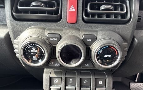 Suzuki Jimny, 2022 год, 1 815 000 рублей, 20 фотография
