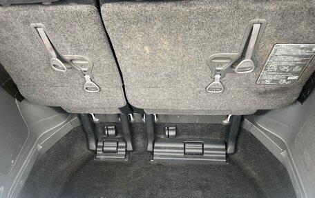 Toyota Estima III рестайлинг -2, 2012 год, 1 650 000 рублей, 23 фотография