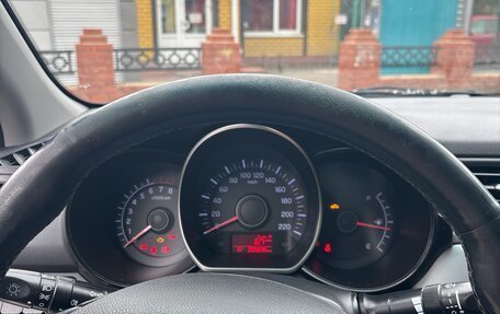 KIA Rio III рестайлинг, 2016 год, 950 000 рублей, 10 фотография