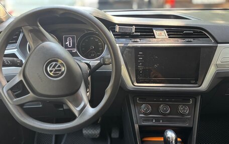 Volkswagen Touran III, 2022 год, 2 520 000 рублей, 6 фотография