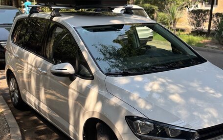 Volkswagen Touran III, 2022 год, 2 520 000 рублей, 3 фотография