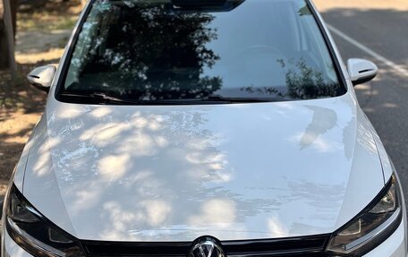 Volkswagen Touran III, 2022 год, 2 520 000 рублей, 4 фотография