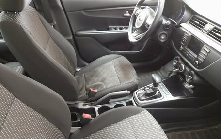KIA Rio IV, 2018 год, 1 399 000 рублей, 12 фотография
