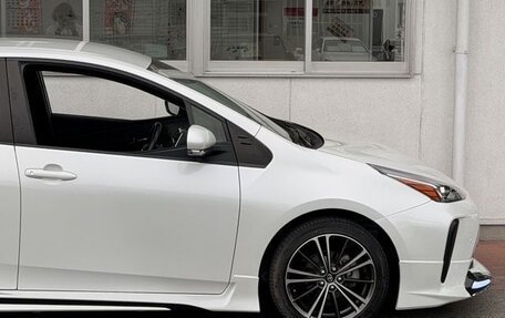 Toyota Prius IV XW50, 2022 год, 2 050 000 рублей, 9 фотография