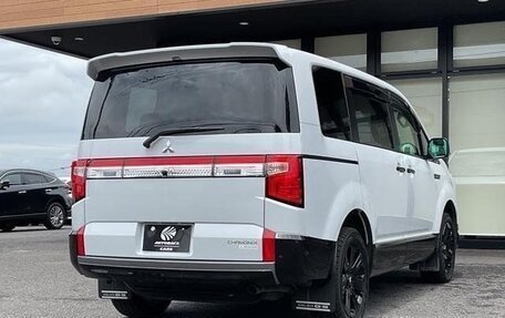 Mitsubishi Delica D:5 I, 2024 год, 3 000 000 рублей, 3 фотография